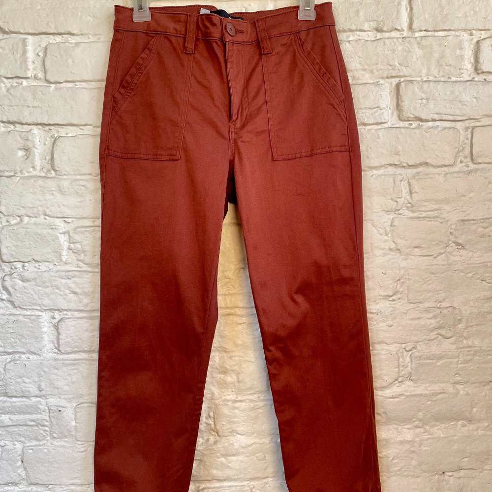 Straight Leg Angle Pant